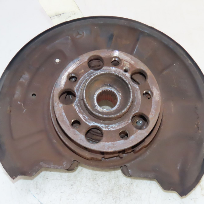 Fusee arg occasion  Mercedes-benz CLASSE E Coupé (C207) E 220 cdi (207.302) (2010-2014)   2043500341  2