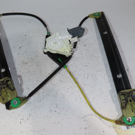 Mecanisme + moteur lève-glace avant droit occasion  Audi A4 B8 Avant (8K5) 2.0 tdi (2008-2015)   8K0837462E 