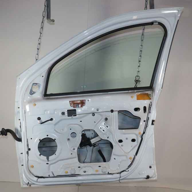 Porte avant droite occasion  Dacia SANDERO 1.4 mpi lpg (2009)   801006248R  2