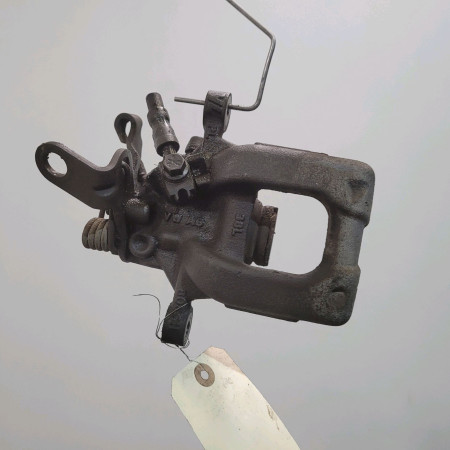 Etrier de frein arrière gauche occasion  Volkswagen vw GOLF VI Variant (AJ5) 1.6 tdi (2009-2013)   5K0615423 