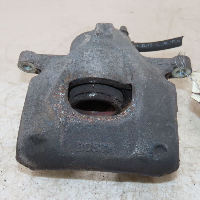 Etrier de frein avant gauche occasion  Peugeot 107 (PM_, PN_) 1.0 (2005-2014) 3 portes   4401G8  2