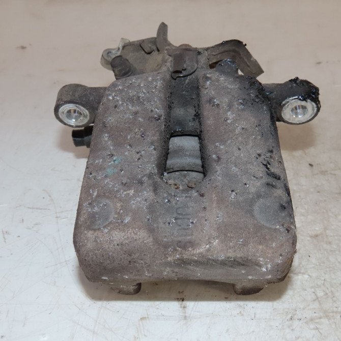Etrier de frein arrière gauche occasion  Alfa romeo MITO (955_) 1.4 (955.axb1b, 955.axu1a) (2011-2018)   77365739  2