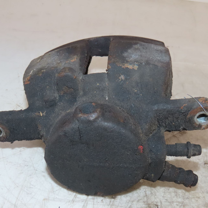 Etrier de frein avant gauche occasion  Mercedes-benz CLASSE B Sports Tourer (W245) B 200 cdi (245.208) (2005-2011)   1694200183  3