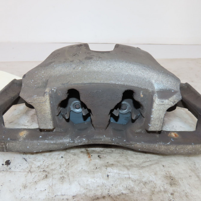 Etrier de frein avant droit occasion  Bmw 6 (E63) 635 d (2007-2010)   34116768068  4