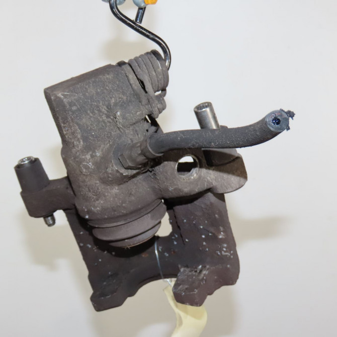 Etrier de frein arrière gauche occasion  Ford FOCUS III 1.6 tdci (2010-2017)   2210215  2