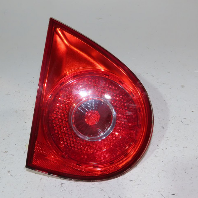 Feu arrière interieur gauche occasion  Volkswagen vw GOLF V (1K1) 1.9 tdi (2003-2008)   1K6945093E  1