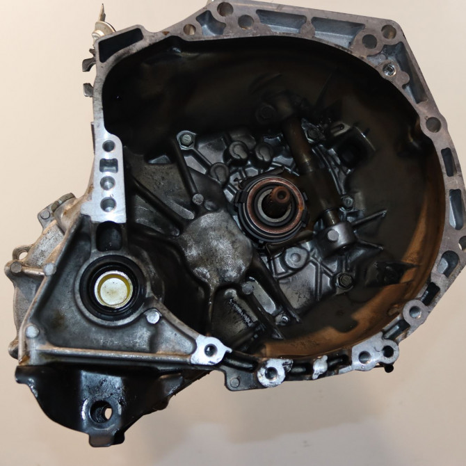 Boîte à vitesse mecanique occasion  Peugeot 108 1.0 vti 72 (2018)   20TT57  1