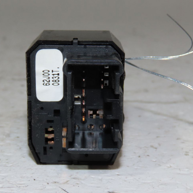 Commande rétroviseurs extérieures électriques occasion  Opel AGILA (B) (H08) 1.0 (f68) (2008-2011)   95526247  3