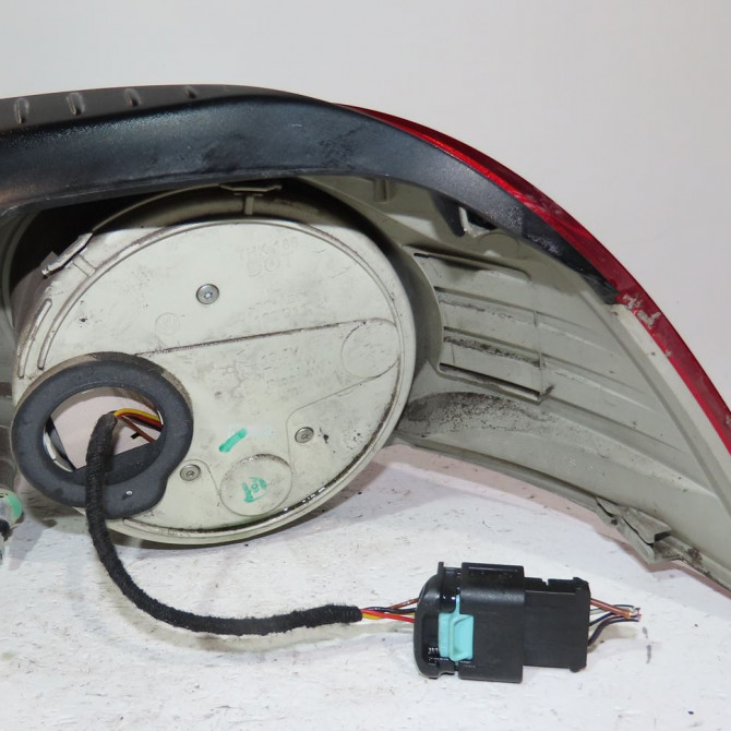 Feu arrière gauche occasion  Volkswagen vw EOS (1F7, 1F8) 2.0 tdi 16v (2008-2015)   1Q0945095H  2