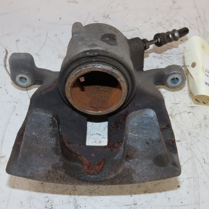 Etrier de frein avant droit occasion  Bmw 1 (F40) 118 i (2019) 5 portes   34116860266  1