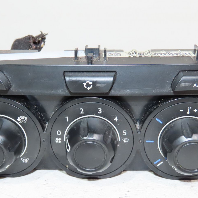 Commande de chauffage occasion  Citroën C3 II (SC_) 1.4 hdi 70 (sc8hzc, sc8hr0, sc8hp4) (2009) 5 portes   9675400180  1