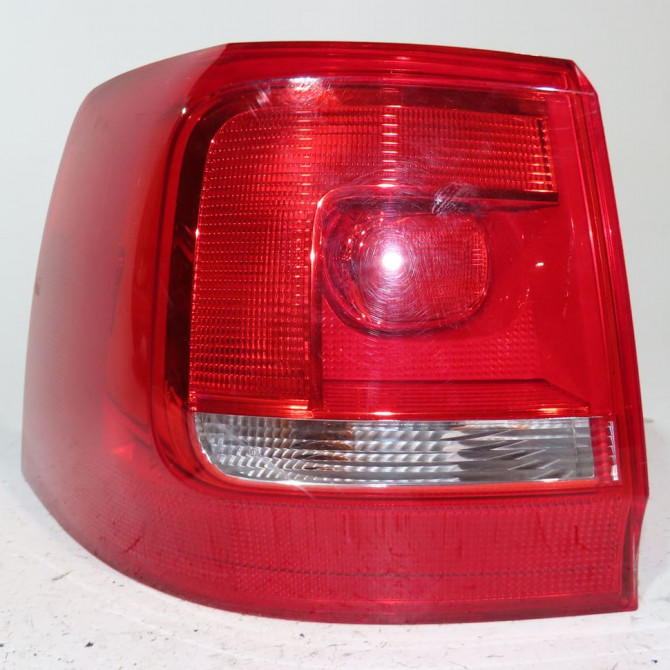 Feu arrière gauche occasion  Volkswagen vw SHARAN (7N1, 7N2) 2.0 tdi (2010) 5 portes   7N0945095G  1