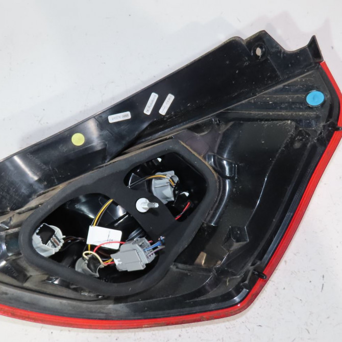 Feu arrière gauche occasion  Ford FIESTA VI (CB1, CCN) 1.5 tdci (2012-2017)   5574149  2