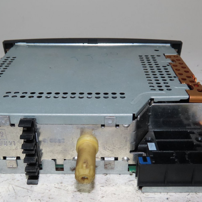 Autoradio occasion  Renault SCÉNIC II (JM0/1_) 1.5 dci (jm0f) (2003-2006) 5 portes   8200300858  3