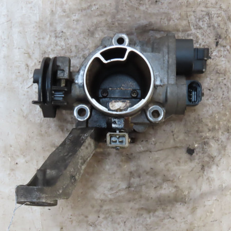 Boitier papillon occasion  Renault TWINGO I (C06_) 1.2 (c066, c068) (1996-2007) 3 portes   7700105042 