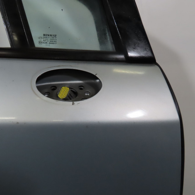 Porte avant droite occasion  RENAULT VELSATIS Phase 1 01-2002->04-2005 2.2 DCI 150ch   7751476830  2