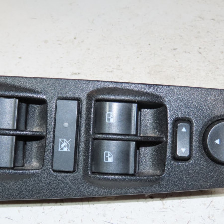Commande lève-glace porte avant gauche occasion  Fiat BRAVO II (198_) 1.6 d multijet (198axm1b) (2008-2014)   735441020 
