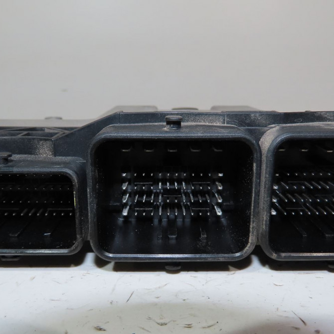 Calculateur moteur occasion  Peugeot 208 I (CA_, CC_) 1.4 hdi (2012) 3 portes   9677529580  4