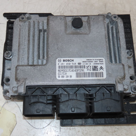 Calculateur moteur occasion  Peugeot 308 II (LB_, LP_, LW_, LH_, L3_) 1.6 hdi (2013-2021)   9808016480 