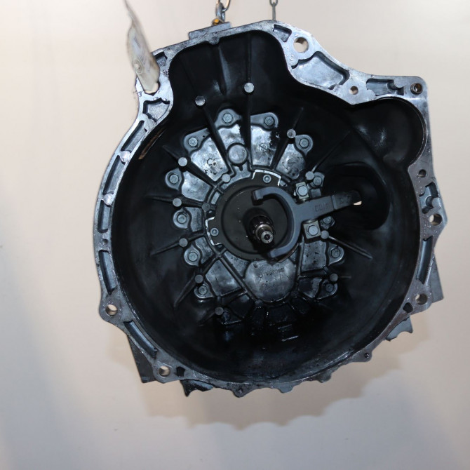 Boîte à vitesse mecanique occasion  Iveco DAILY VI Camionnette 35s15, 35c15, 40c15, 45c15, 50c15, 65c15, 70c15 (2014-2016)   IVECO-8873021  1