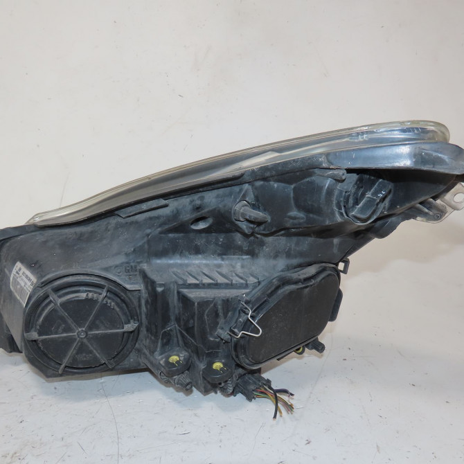 Phare droit occasion  Opel CORSA D (S07) 1.3 cdti (l08, l68) (2006-2014) 5 portes   93189366  3