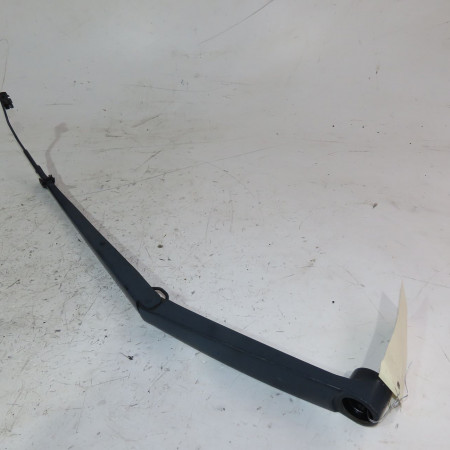 Bras essuie-glace avant droit occasion  Hyundai TUCSON (TL, TLE) 1.7 crdi (2015-2020)   98321D3000 