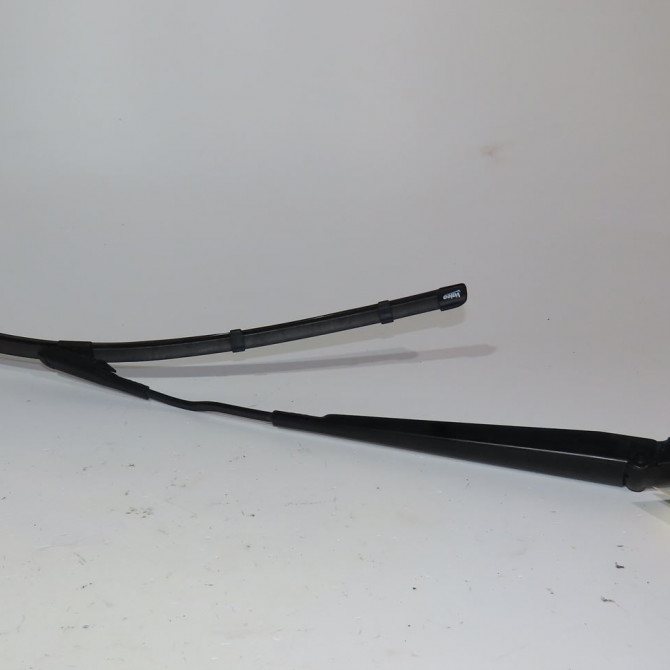 Bras essuie-glace avant droit occasion  Ford C-MAX II (DXA/CB7, DXA/CEU) 1.0 ecoboost (2012-2019)   1899697  1