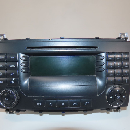 Autoradio occasion  Mercedes-benz CLASSE C (W203) C 220 cdi (203.008) (2003-2007)   A2038703489 