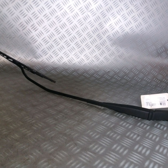 Bras essuie-glace avant droit occasion  Hyundai I20 I (PB, PBT) 1.2 (2008-2012)   983201J000  1