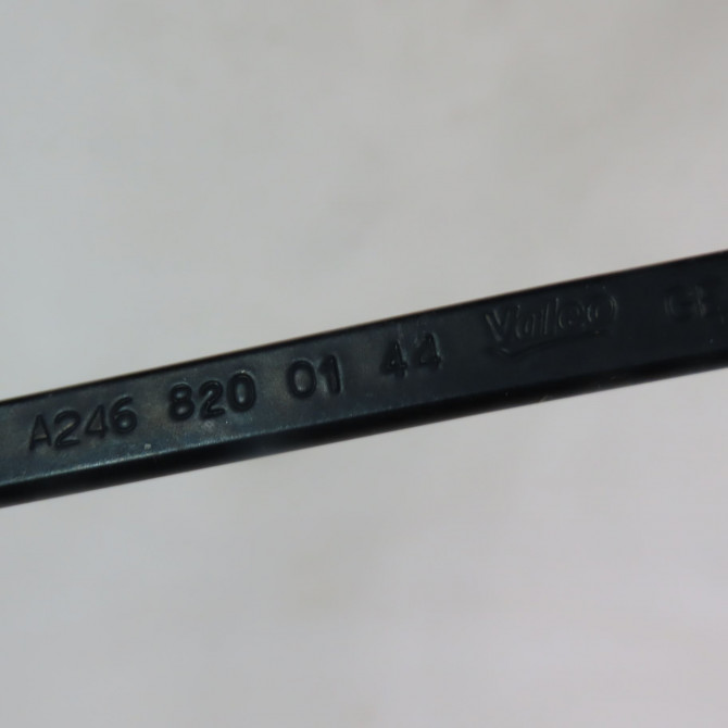 Bras essuie-glace avant gauche occasion  Mercedes-benz CLASSE B Sports Tourer (W246, W242) B 180 cdi (246.200) (2011-2014)   2468200144  2