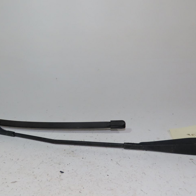 Bras essuie-glace avant gauche occasion  Peugeot PARTNER TEPEE 1.6 hdi 16v (2008) 5 portes   6429FG  1