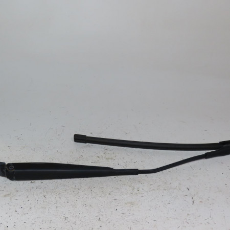 Bras essuie-glace avant droit occasion  Ford KUGA II (DM2) 2.0 tdci (2013-2014)   2303597 