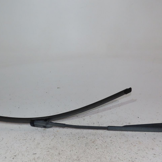 Bras essuie-glace avant droit occasion  Citroën DS5 2.0 hdi 165 (2011-2015) 5 portes   9800362680  1