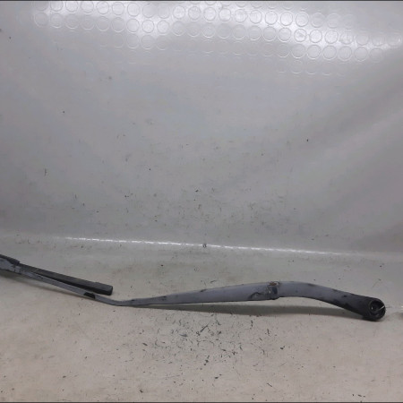 Bras essuie-glace avant droit occasion  Renault KOLEOS I (HY_) 2.0 dci 4x4 (hy0k) (2008)   28880JY40A 