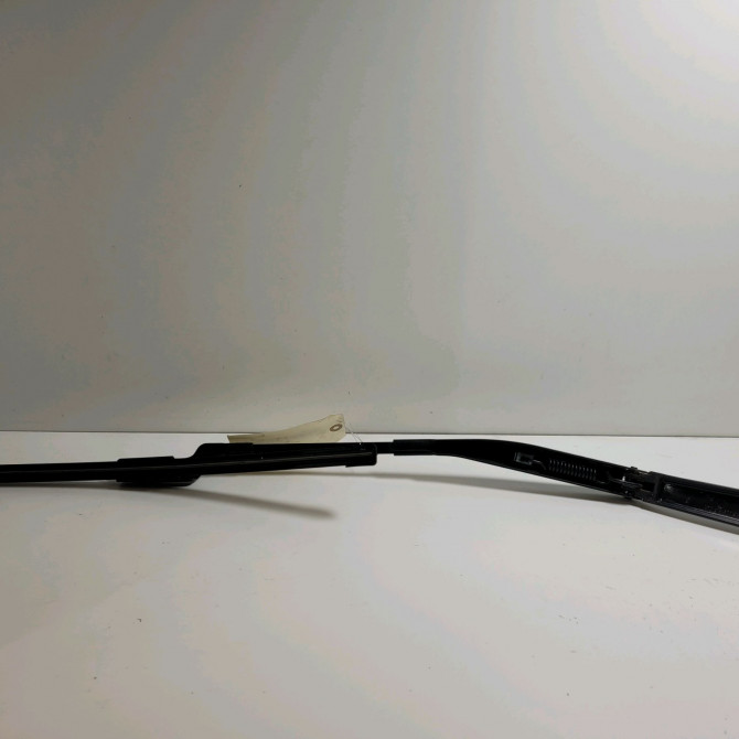 Bras essuie-glace avant droit occasion  Kia CEE'D SW (ED) 1.6 crdi 115 (2007-2012)   983111H000  2