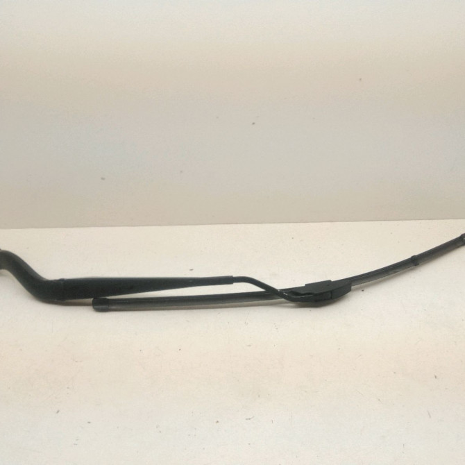 Bras essuie-glace avant gauche occasion  Renault KOLEOS II (HC_) 2.0 dci 175 (hcak) (2016)   288814089R  1