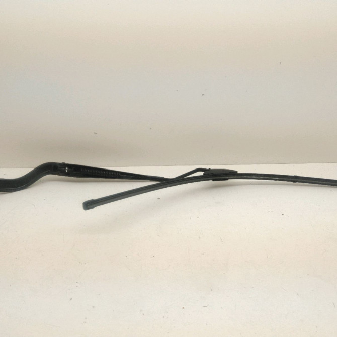 Bras essuie-glace avant gauche occasion  Renault KOLEOS II (HC_) 2.0 dci 175 (hcak) (2016)   288814089R  2