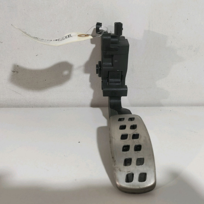 Pedale accelerateur occasion  Renault MEGANE IV 3/5 portes (B9A/M/N_) 1.6 tce 205 (b9mv) (2015) 5 portes   180103179R  1