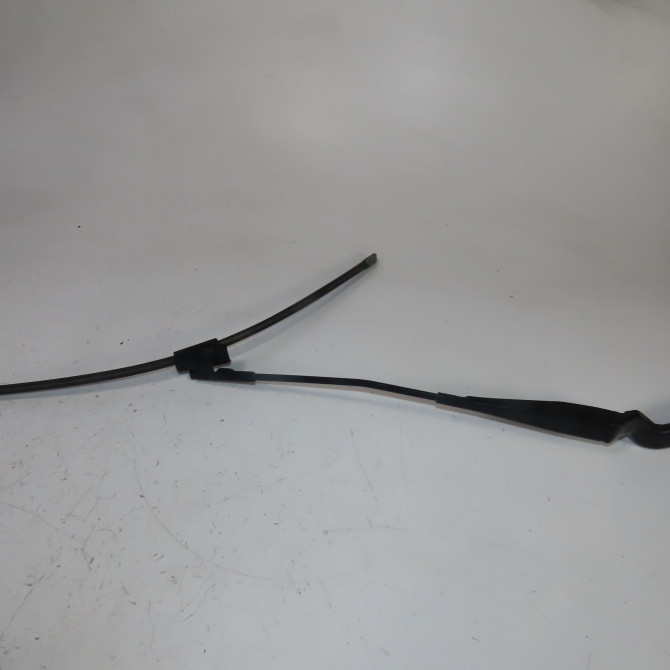 Bras essuie-glace avant gauche occasion  Ford FOCUS C-MAX (DM2) 2.0 tdci (2003-2007)   1690970  1