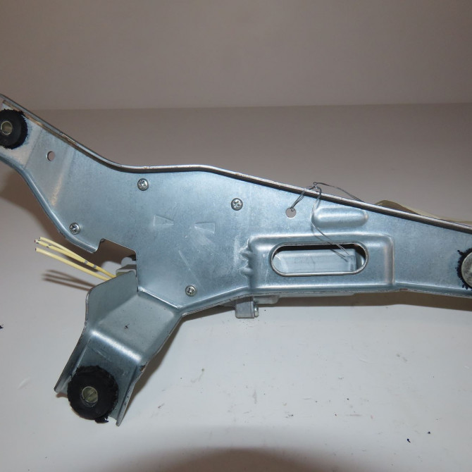 Moteur essuie-glace arrière occasion  Nissan NOTE (E11, NE11) 1.4 (2006-2012)   287109U00B  2