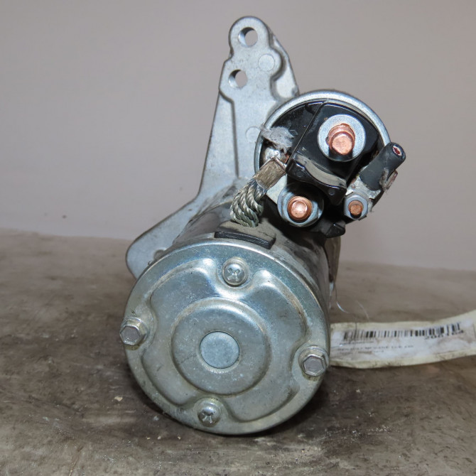 Démarreur occasion  Renault MEGANE IV 3/5 portes (B9A/M/N_) 1.2 tce 130 (b9mr) (2015) 5 portes   233000557R  4