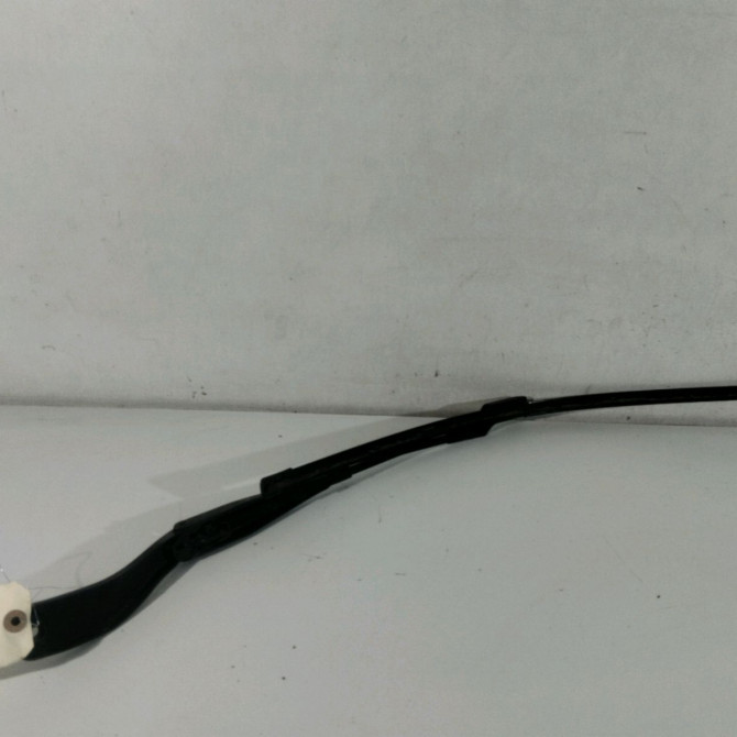 Bras essuie-glace avant gauche occasion  Volvo V50 (545) 2.0 d (2004-2010)   31253999  3