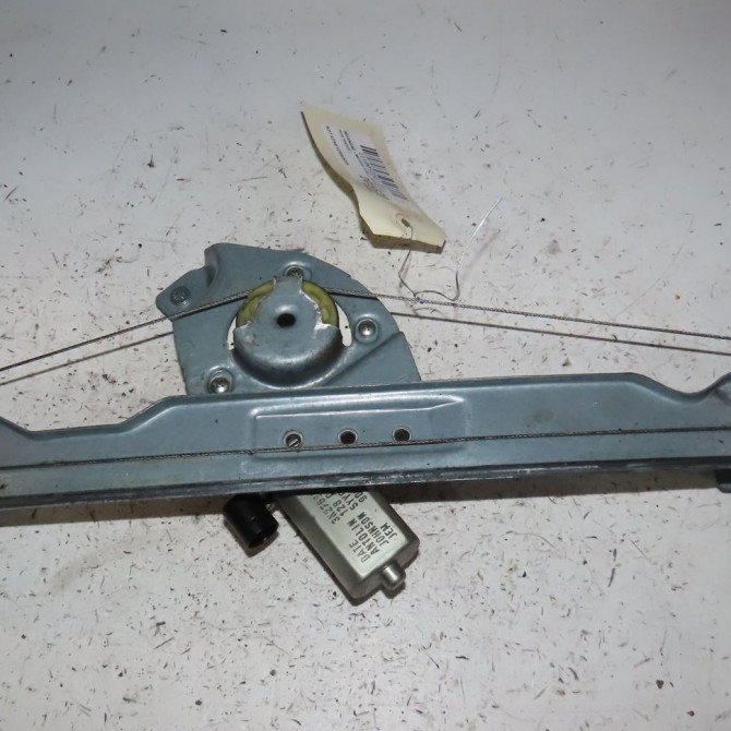 Mecanisme+moteur leve-glace avg occasion  Dacia SANDERO 1.5 dci (2010)   8200733829  1