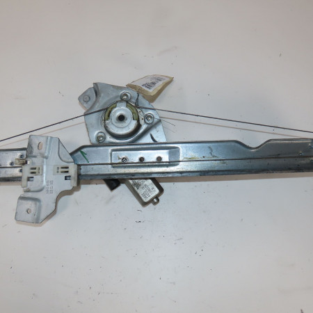 Mecanisme+moteur leve-glace avg occasion  Dacia SANDERO 1.4 mpi lpg (2009)   8200733829 