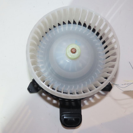 Moteur ventilateur chauffage occasion  Toyota YARIS (_P21_, _PA1_, _PH1_) 1.5 hybrid (mxph10, mxph11) (2020) 5 portes   87103K0020 