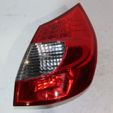 Feu arrière droit occasion  Renault GRAND SCÉNIC II (JM0/1_) 1.9 dci (jm14) (2004-2008)   8200474327 