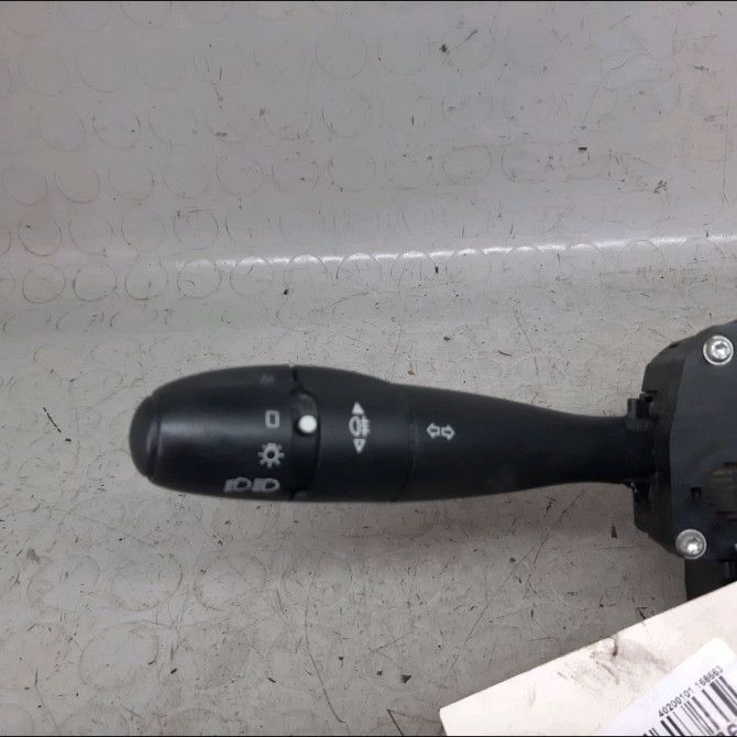 Bloc commodos occasion  Citroën C2 (JM_) 1.4 hdi (2003-2009) 3 portes   96488204XT  2