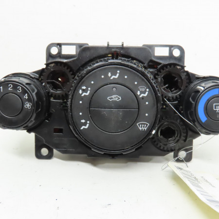 Commande de chauffage occasion  Ford FIESTA VI (CB1, CCN) 1.4 tdci (2010-2012) 3 portes   1777063 