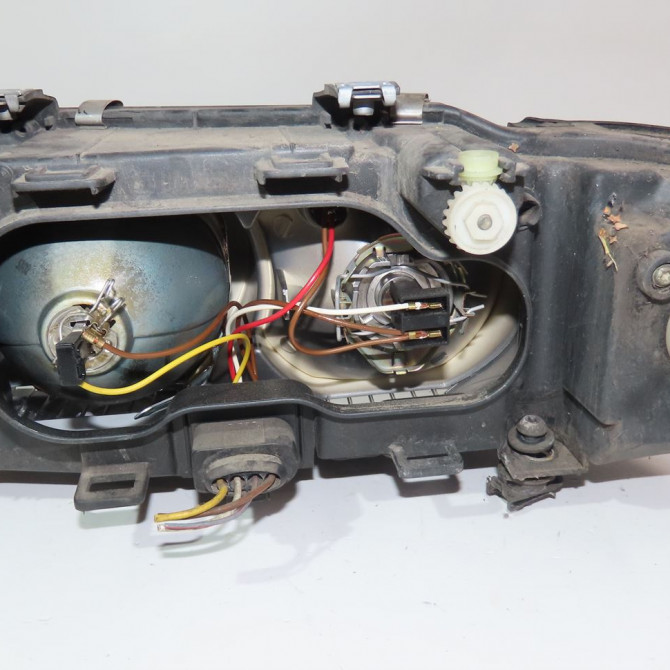 Phare droit occasion  Audi A3 (8L1) 1.9 tdi (1996-2001)   8L0941004AF  2