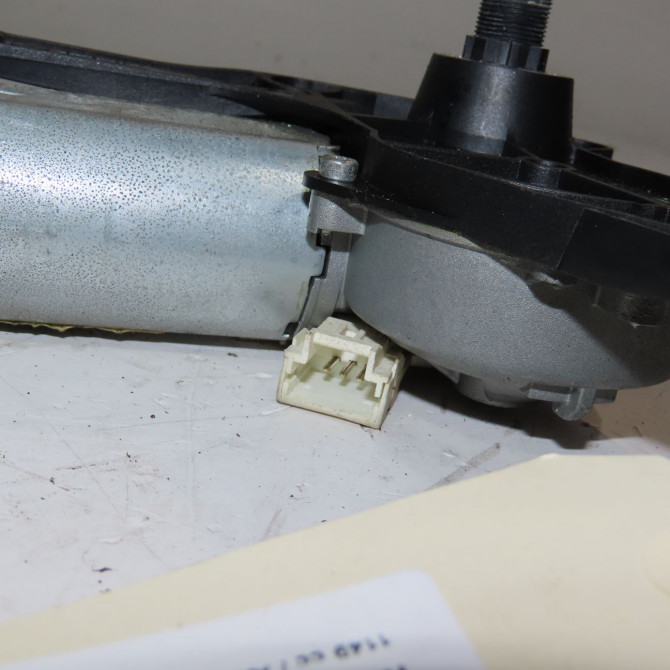 Moteur essuie-glace arrière occasion  Renault CLIO II (BB_, CB_) 1.2 16v (bb05, bb0w, bb11, bb27, bb2t, bb2u, bb2v, cb05,... (2001-2016) 3 portes   8200071214  3